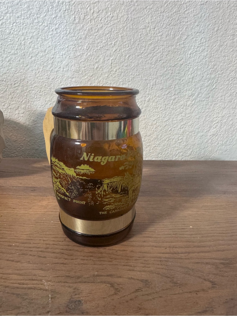 Niagara Amber Glass Souvenir Stein with Gold Detail